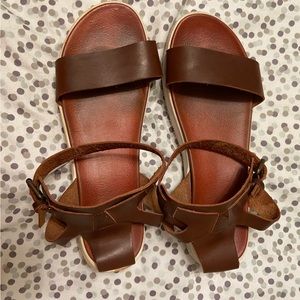 Size 9 MIA sandals